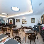 Otel Ida Ines 2*