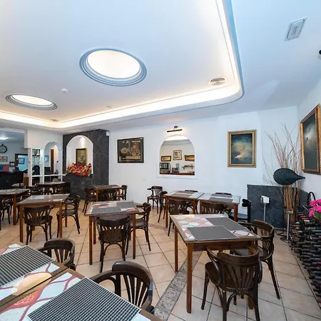Hotel Ida Ines 2*