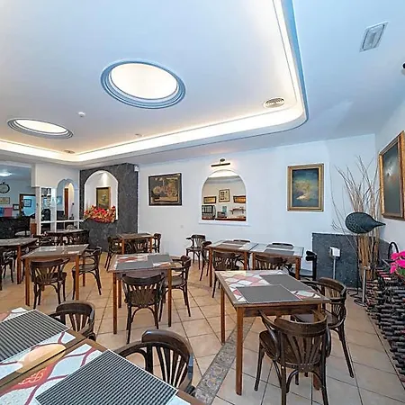 Ida Ines 2*